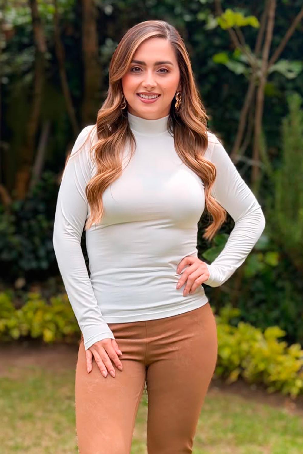 BUSO MUJER MANGA LARGA CUELLO ALTO