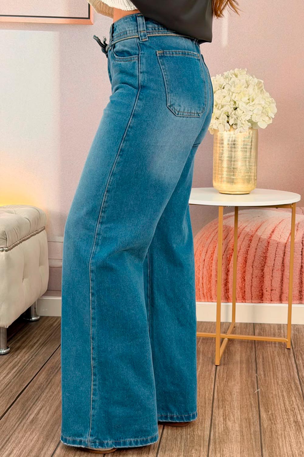 JEAN MUJER TIRO ALTO CON DETALLE DE LAZO WIDE LEG