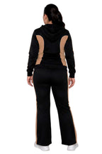 CONJUNTO MUJER CON CAPUCHA Y CIERRE FRONTAL