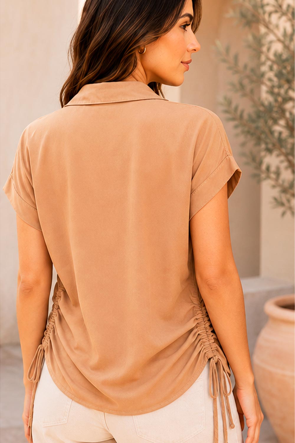 CAMISA MUJER CON AJUSTE FRUNCIDO EN LOS COSTADOS