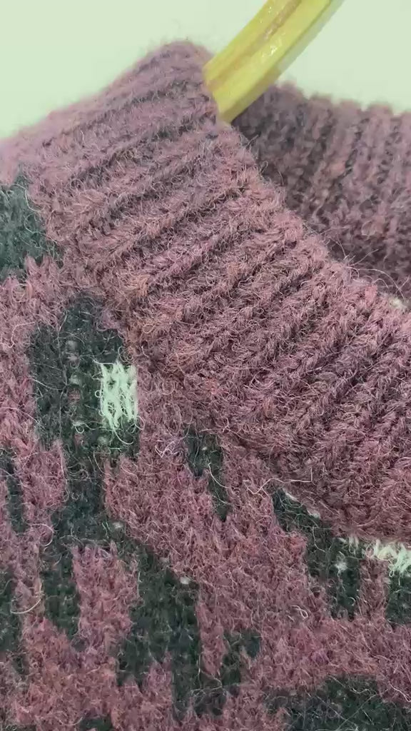 BUZO MUJER TEJIDO CON ESTAMPADO ANIMAL PRINT